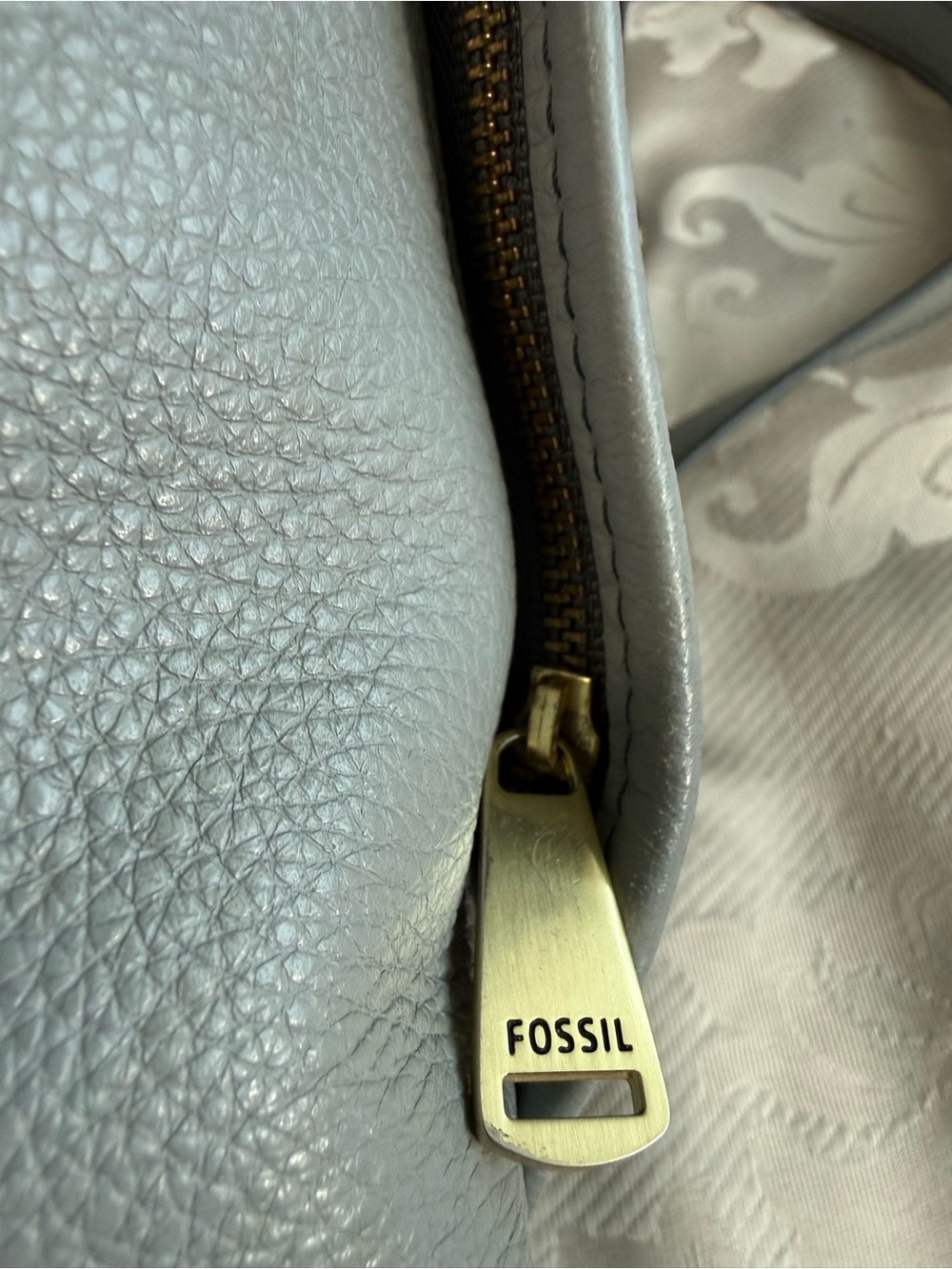 Fossil Peyton Double Flap Gray Leather Crossbody Shoulder Signature Key Charm - Picture 15 of 15